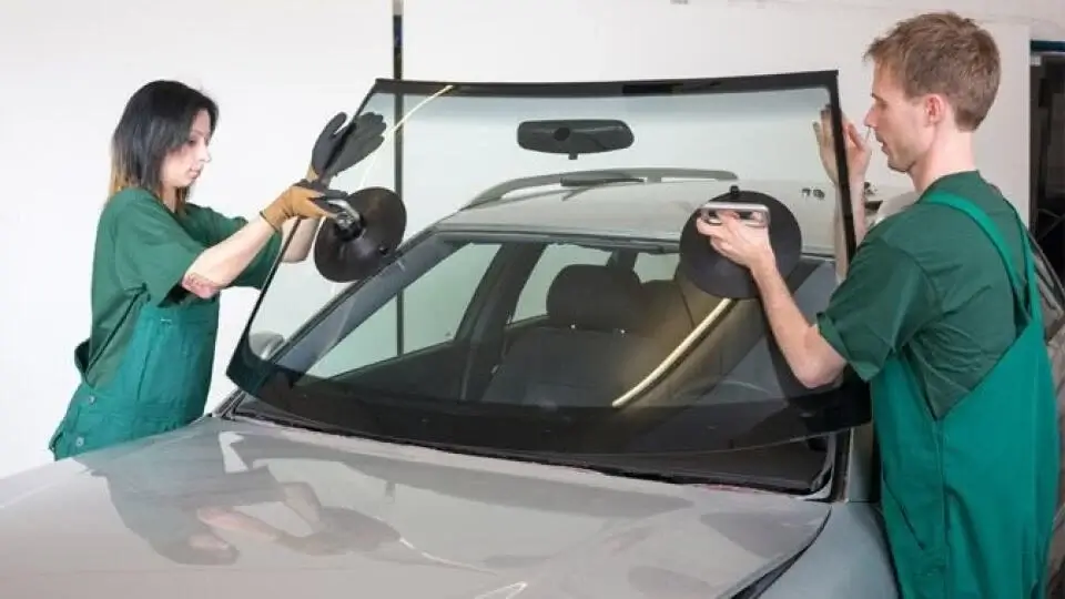 windshield auto glass replacement